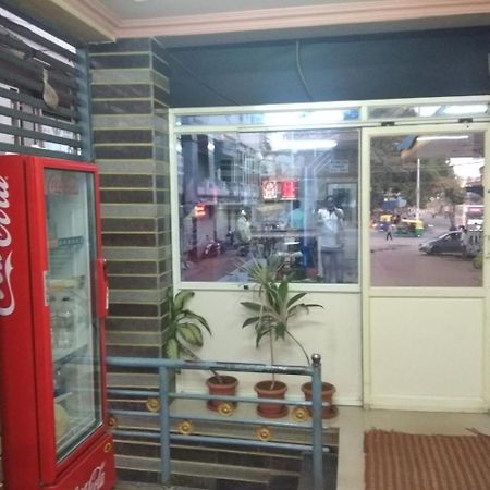 Apoorva Residency Hotel บังกาลอร์ ภายนอก รูปภาพ