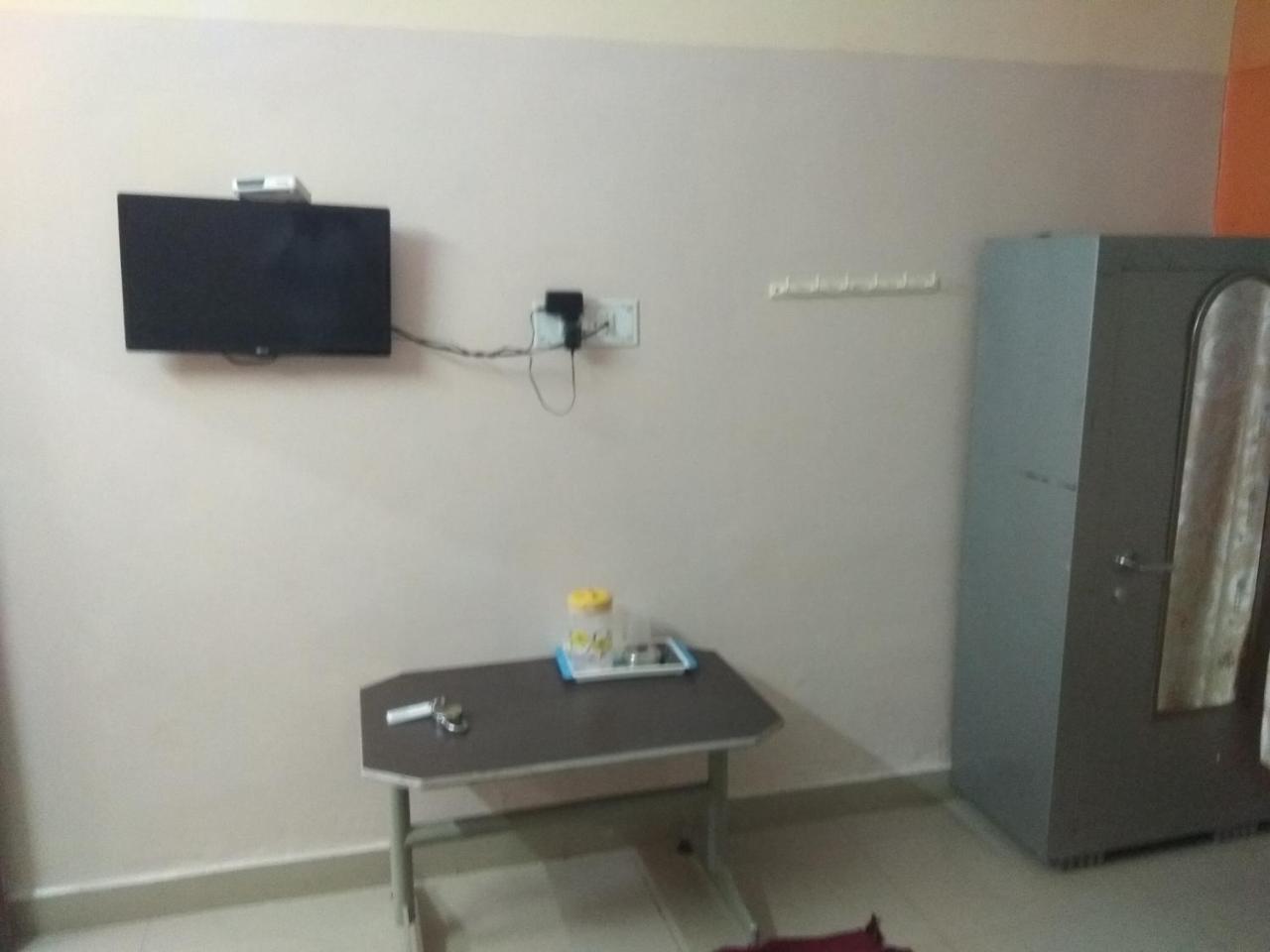 Apoorva Residency Hotel บังกาลอร์ ภายนอก รูปภาพ