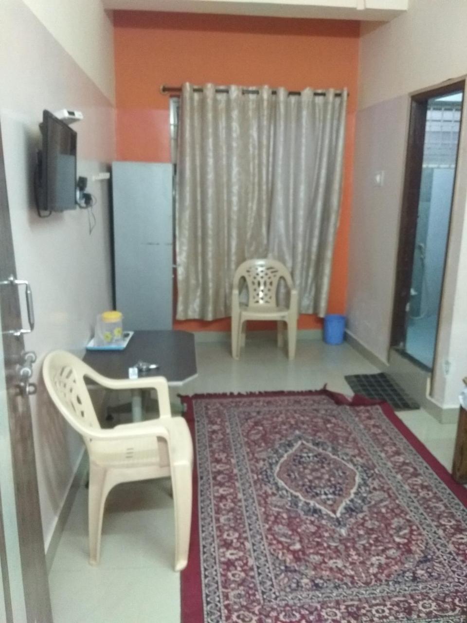 Apoorva Residency Hotel บังกาลอร์ ภายนอก รูปภาพ